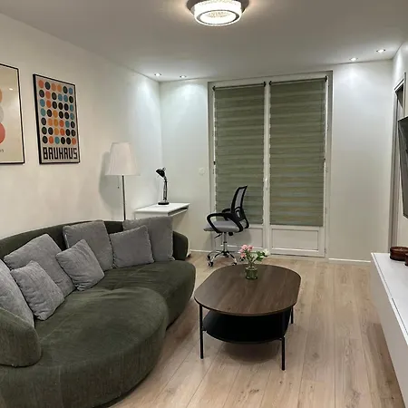 Havre De Paix En - Chez Celine Apartment